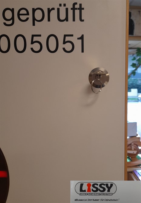 Bild zu Produktseite Türsicherheit in Wien – Zusatzschlösser, Zutrittskontrolle & professionelle Sicherheitstechnik